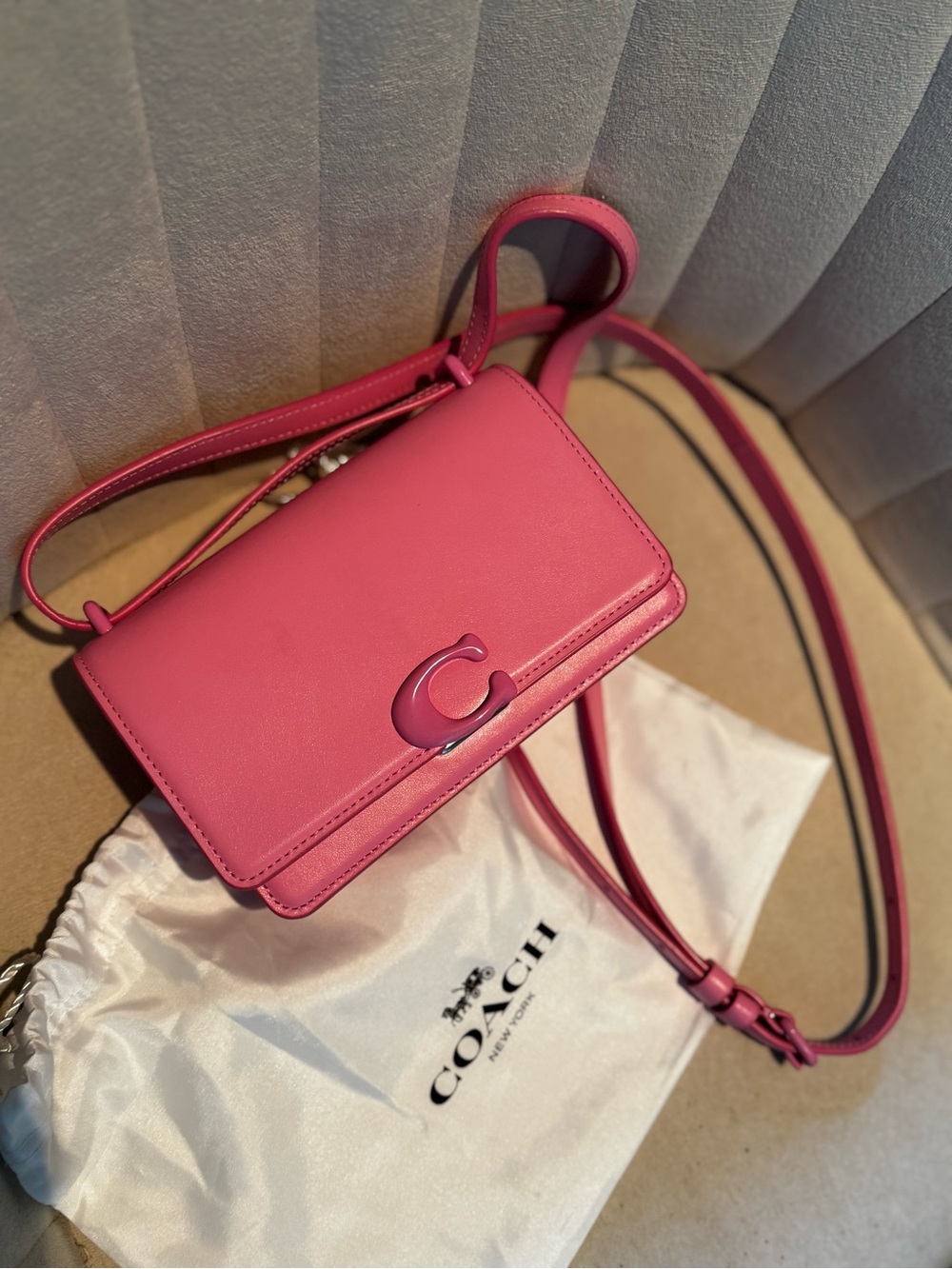 Coach Pink Leather Signature C Crossbody - Picture 4 of 4